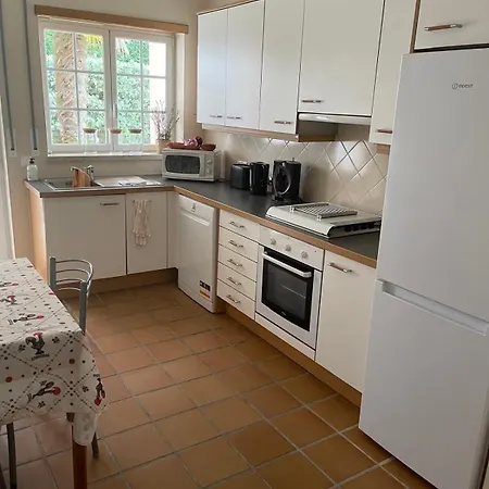 Casa Lesarlo - T3 Luxury, Garden, Pool - D'el Rey Apartament *