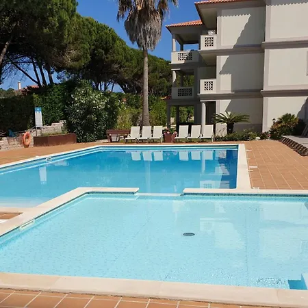 Casa Lesarlo - T3 Luxury, Garden, Pool - D'el Rey Apartament Praia del Rei