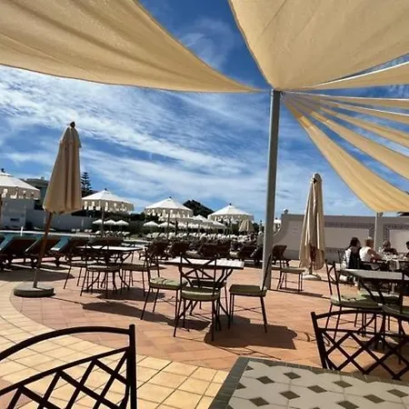 Apartament Casa Lesarlo - T3 Luxury, Garden, Pool - D'el Rey